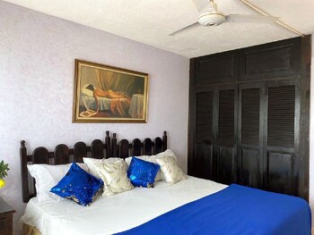 Beach Side Condos At Turtle Beach Towers