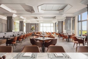 Carnoustie Golf Hotel