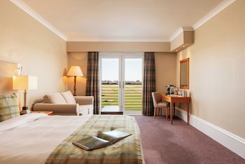 Carnoustie Golf Hotel