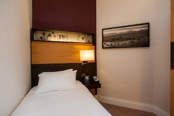Doubletree By Hilton Dunblane Hydro