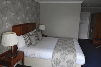 Red Lion Hotel