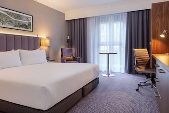 Doubletree By Hilton Edinburgh Airport