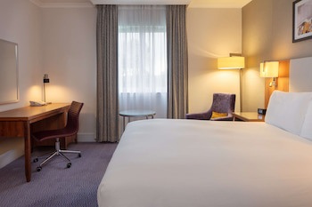 Doubletree By Hilton Edinburgh Airport
