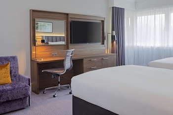 Doubletree By Hilton Edinburgh Airport