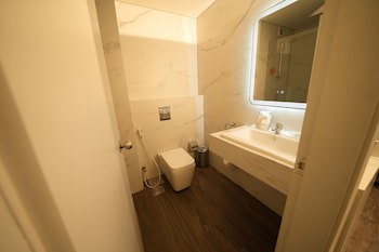 Casa D'or - Hamra (Only Adults)
