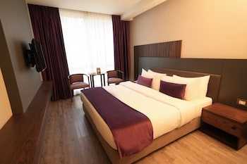 Casa D'or - Hamra (Only Adults)