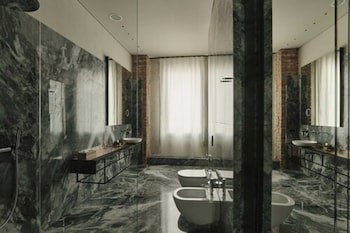 Grand Hotel
