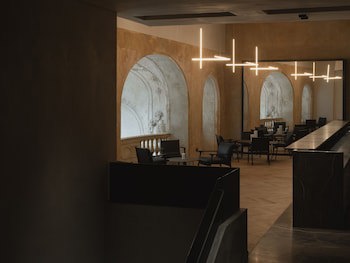 Grand Hotel