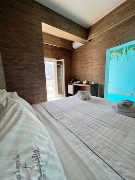 Aegialis Hotel & Spa
