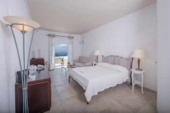 Aegialis Hotel & Spa