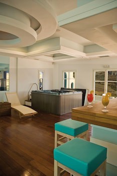 Aegialis Hotel & Spa