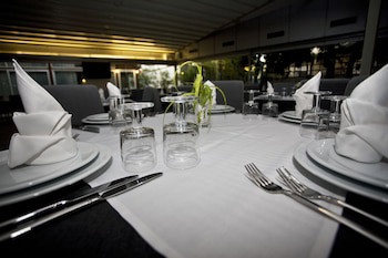 Astron Hotel