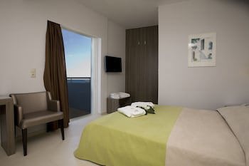 Astron Hotel