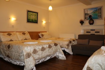Barry House