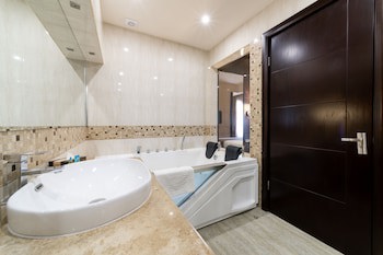 Bass Boutique Hotel