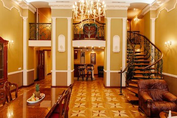 Londonskaya Hotel