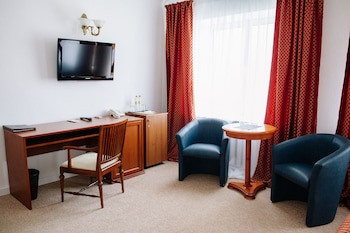 Londonskaya Hotel