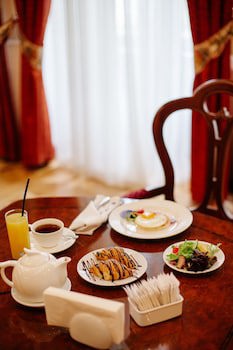 Londonskaya Hotel