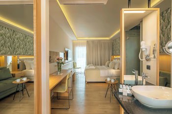 Zeus Dolce by Wyndham Athens Attica Riviera galeri fotoğrafı