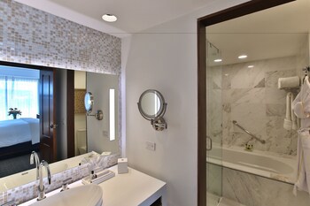Real Intercontinental Managua At Metrocentro Mall, An Ihg Hotel