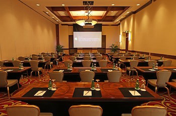 Real Intercontinental Managua At Metrocentro Mall, An Ihg Hotel