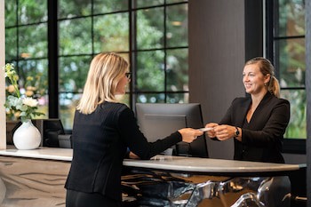 Crowne Plaza Geneva, An Ihg Hotel
