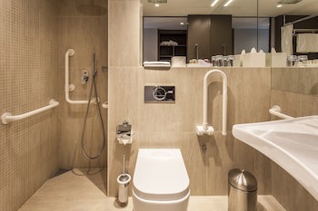 Crowne Plaza Geneva, An Ihg Hotel