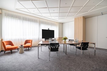 Crowne Plaza Geneva, An Ihg Hotel