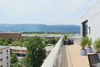 Crowne Plaza Geneva, An Ihg Hotel