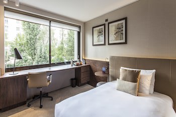 Crowne Plaza Geneva, An Ihg Hotel