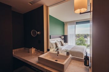 Crowne Plaza Geneva, An Ihg Hotel