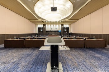 Crowne Plaza Geneva, An Ihg Hotel
