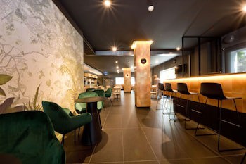 Aparthotel Atenea Valles