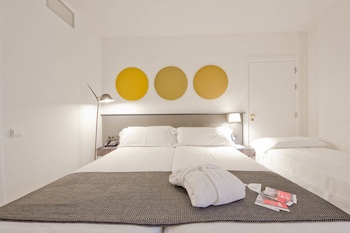 Aparthotel Atenea Valles