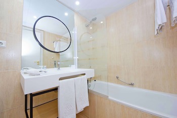 Aparthotel Atenea Valles