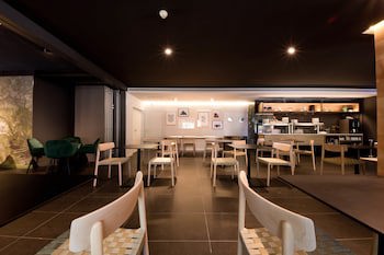 Aparthotel Atenea Valles