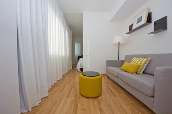 Aparthotel Atenea Valles