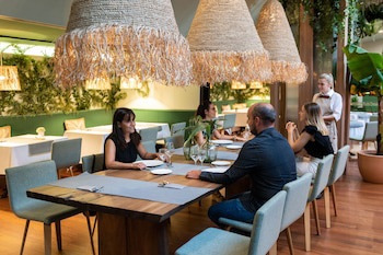 Aparthotel Atenea