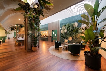 Aparthotel Atenea