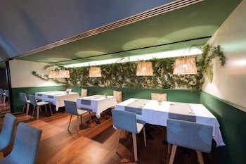 Aparthotel Atenea