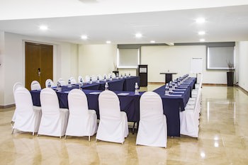 Imperio De Angeles Executive