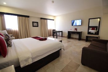 Imperio De Angeles Executive