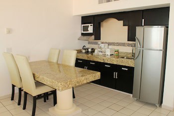 El Cid Marina Beach Hotel