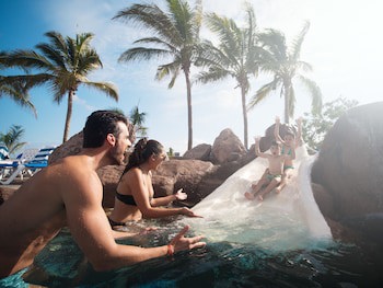 El Cid El Moro Beach Hotel