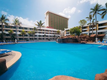 El Cid El Moro Beach Hotel