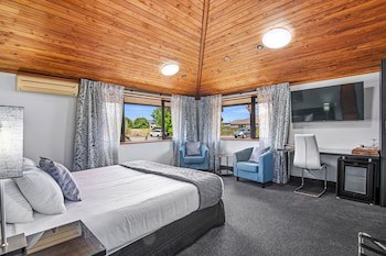 Riverside Hotel Marlborough