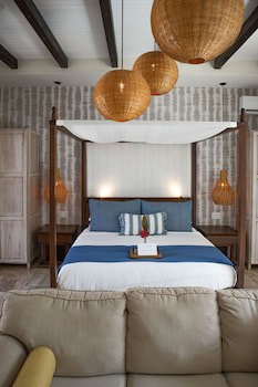 The Lodge At Jaguar Reef