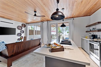 The Lodge At Jaguar Reef