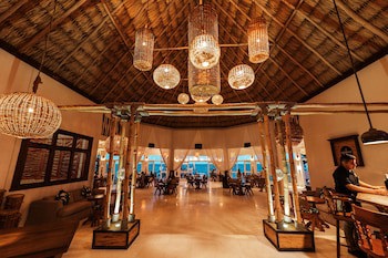 The Lodge At Jaguar Reef
