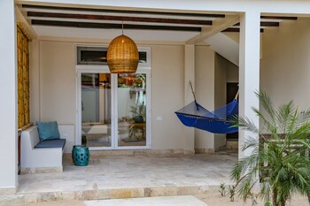 The Lodge At Jaguar Reef